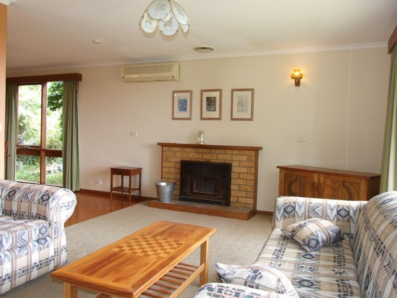 215 Quarry Road, Yallourn North VIC 3825