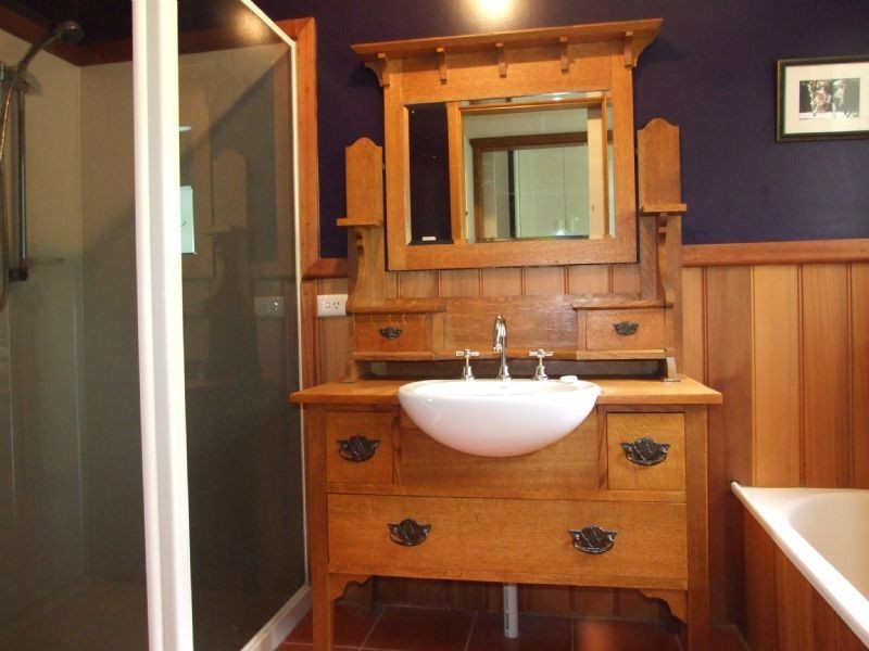 215 Quarry Road, Yallourn North VIC 3825