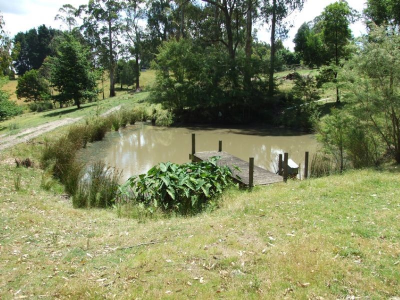 215 Quarry Road, Yallourn North VIC 3825