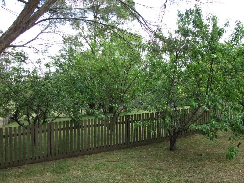 215 Quarry Road, Yallourn North VIC 3825