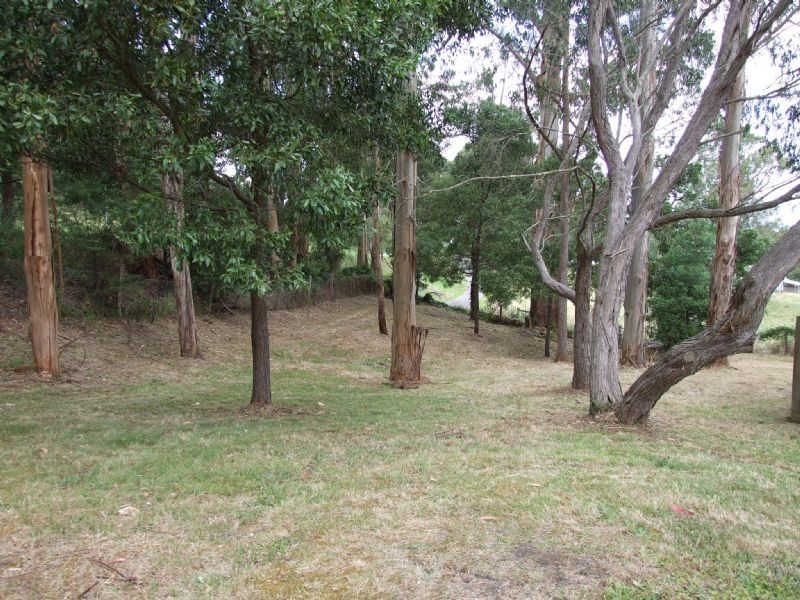 215 Quarry Road, Yallourn North VIC 3825