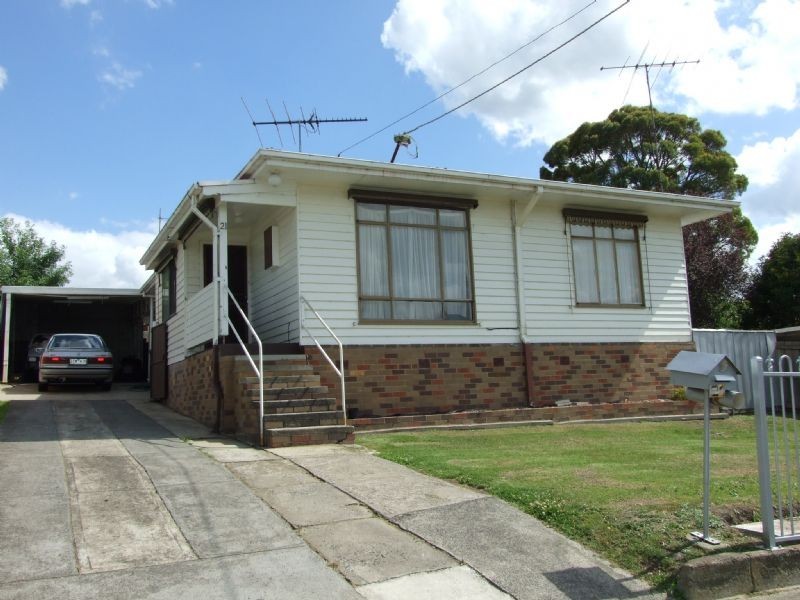 21 Charles Street, Moe VIC 3825