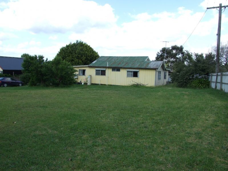 77 Fowler Street, Moe VIC 3825