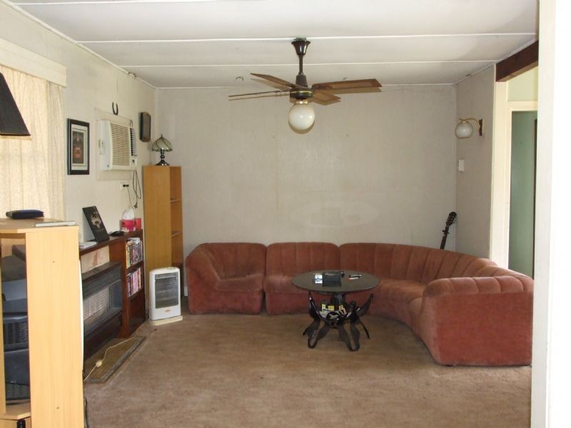 77 Fowler Street, Moe VIC 3825