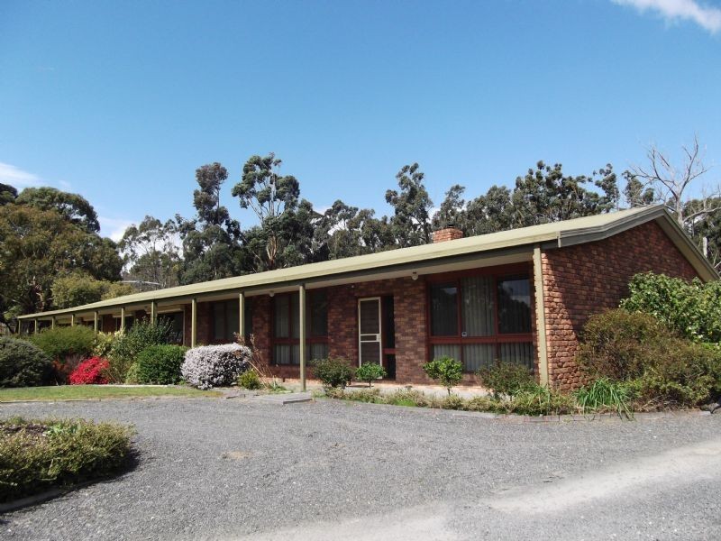 55 View Road, Hernes Oak VIC 3825