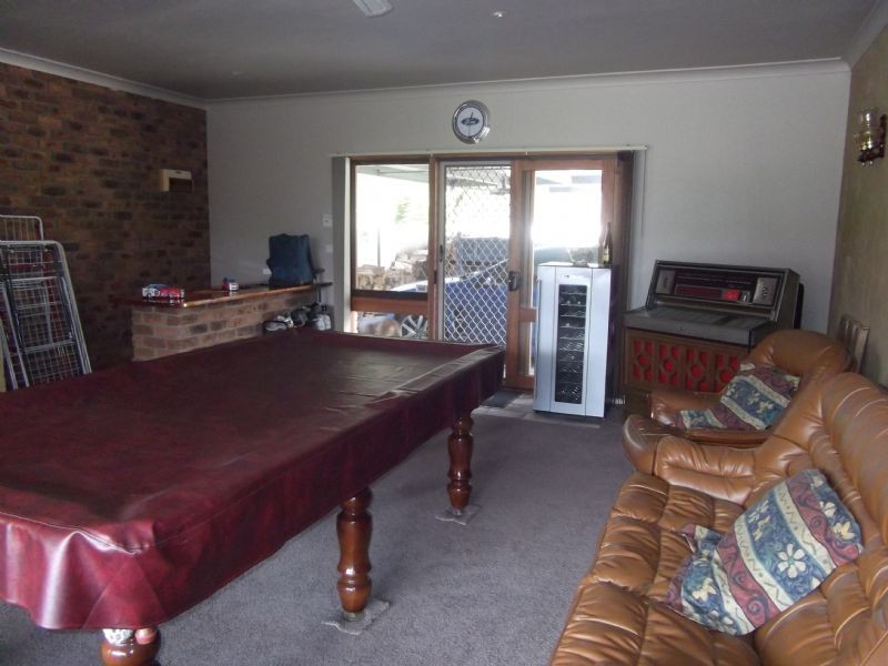 55 View Road, Hernes Oak VIC 3825