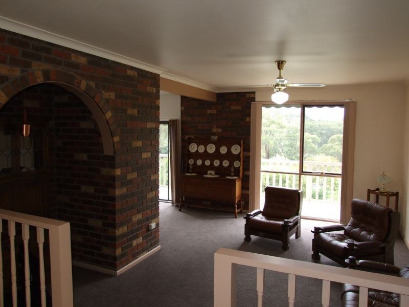 31 Smallburn Avenue, Newborough VIC 3825