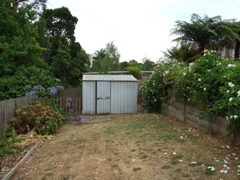 31 Smallburn Avenue, Newborough VIC 3825