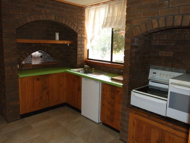 27 Margaret Street, Moe VIC 3825