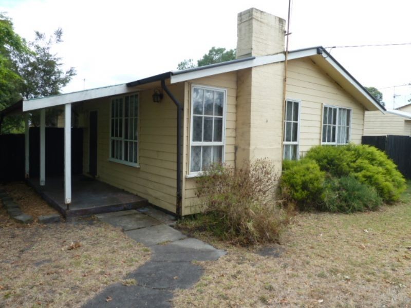14 Boolarra Avenue, Newborough VIC 3825