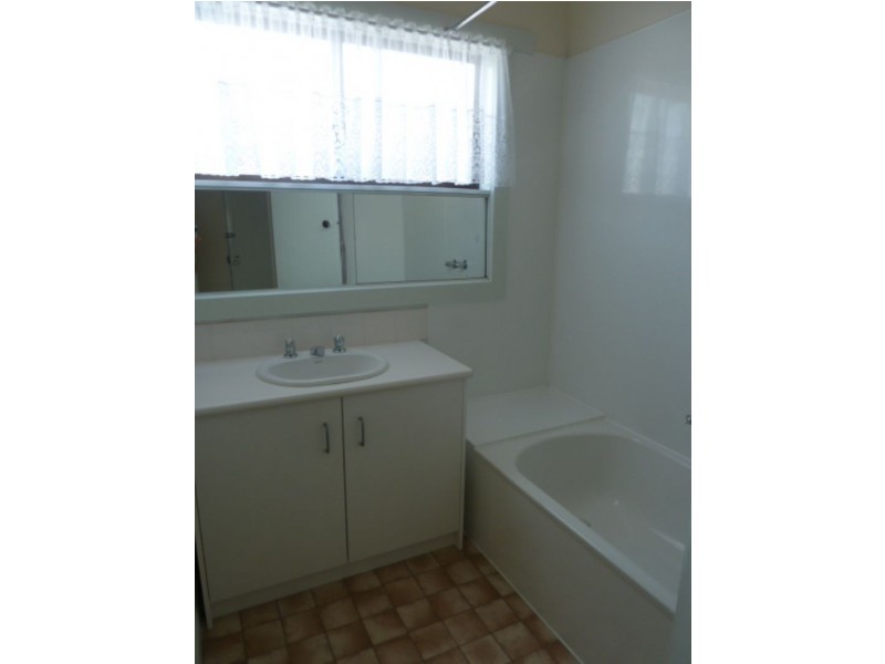 6 Truscott Road, Moe VIC 3825