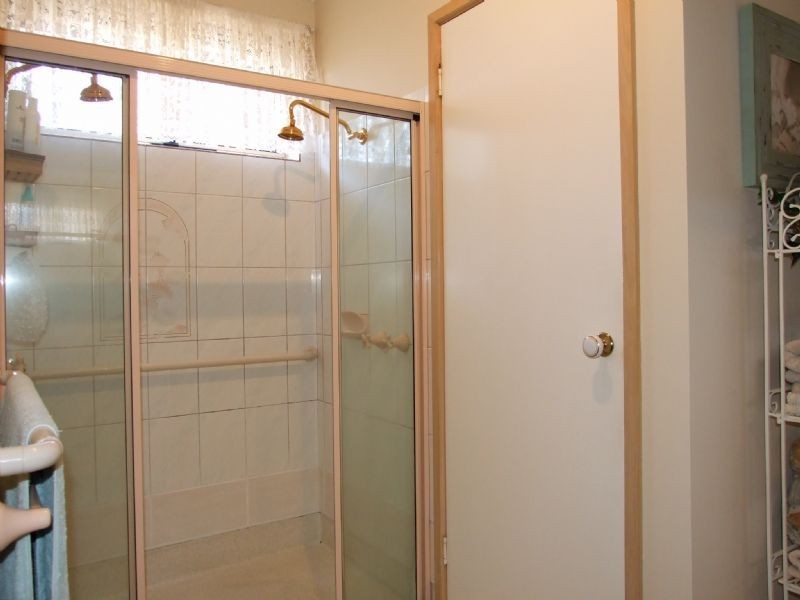 4 Sherwood Court, Newborough VIC 3825