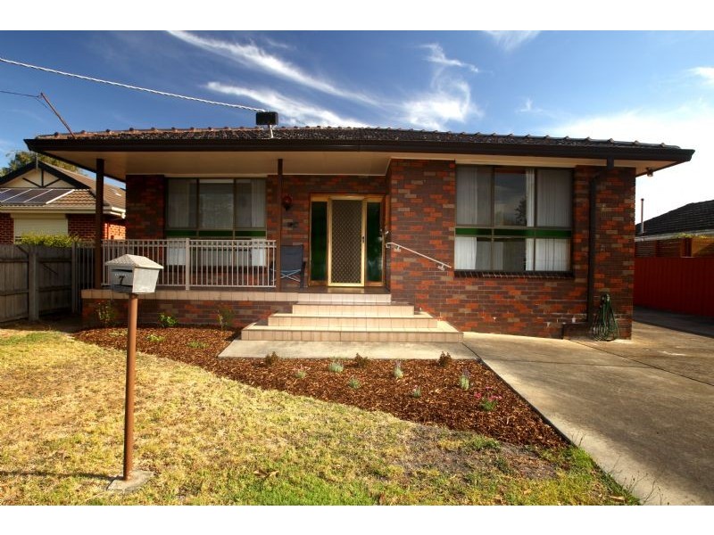 7 Francis street, Moe VIC 3825
