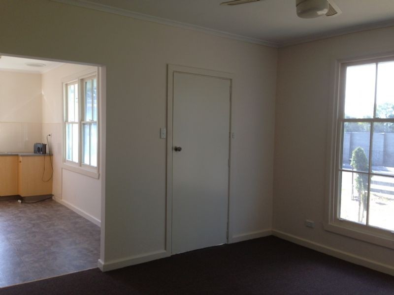 147 Service Road, Moe VIC 3825