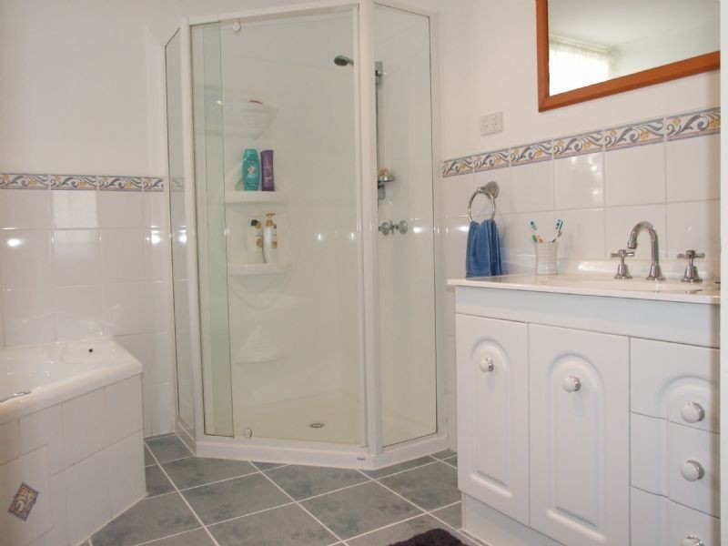 6 Newstead Street, Newborough VIC 3825