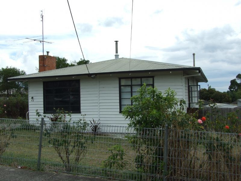 42 Prince Street, Moe VIC 3825