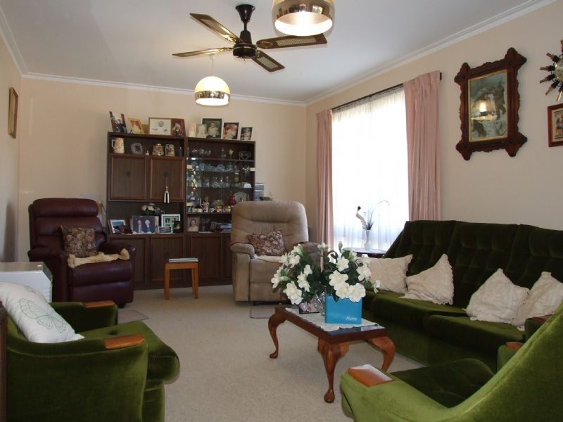 1/4 Baxter Court, Moe VIC 3825