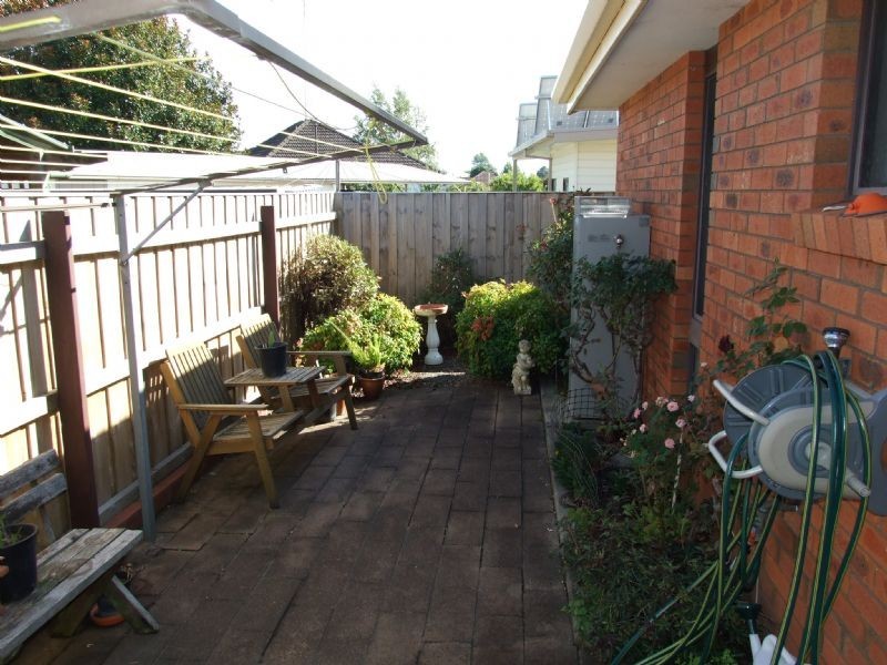1/4 Baxter Court, Moe VIC 3825