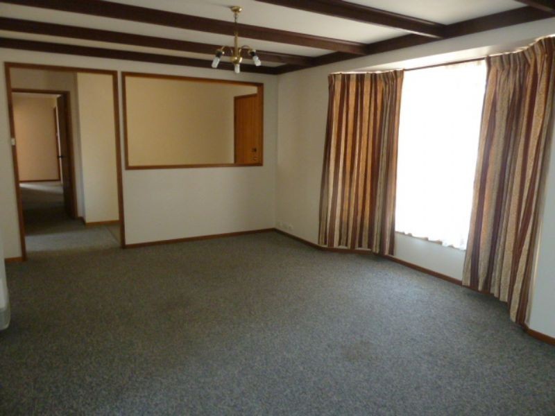 3 Howitt Court, Moe VIC 3825