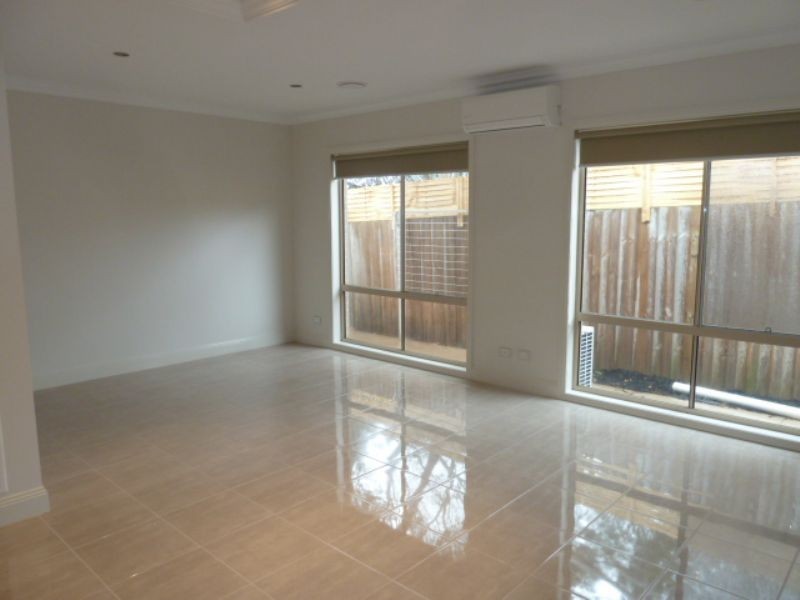 2/110 Wirraway Street, Moe VIC 3825