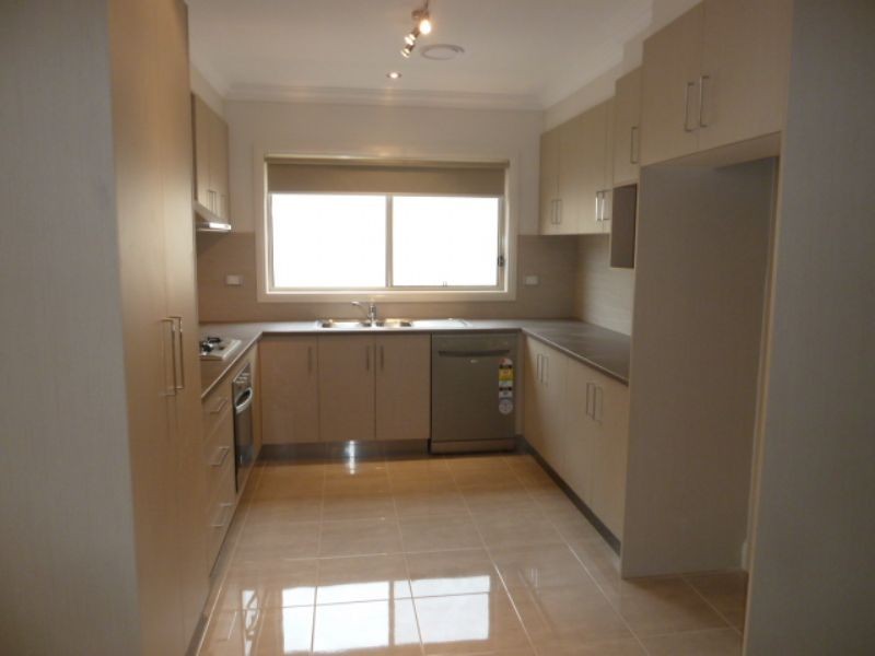 2/110 Wirraway Street, Moe VIC 3825