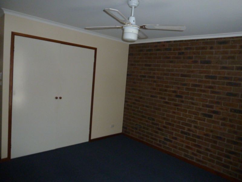 2/24 Gibson Street, Moe VIC 3825