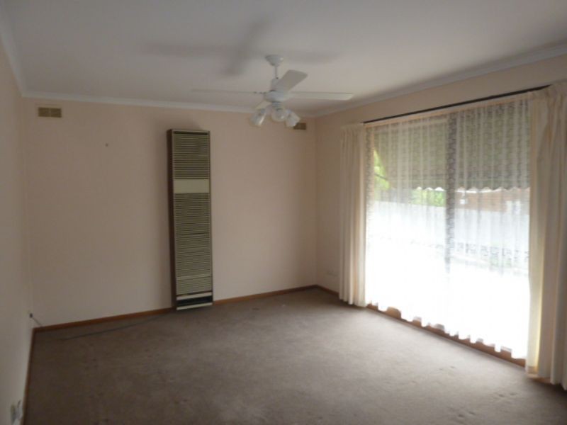 3/32 Mitchells Road, Moe VIC 3825