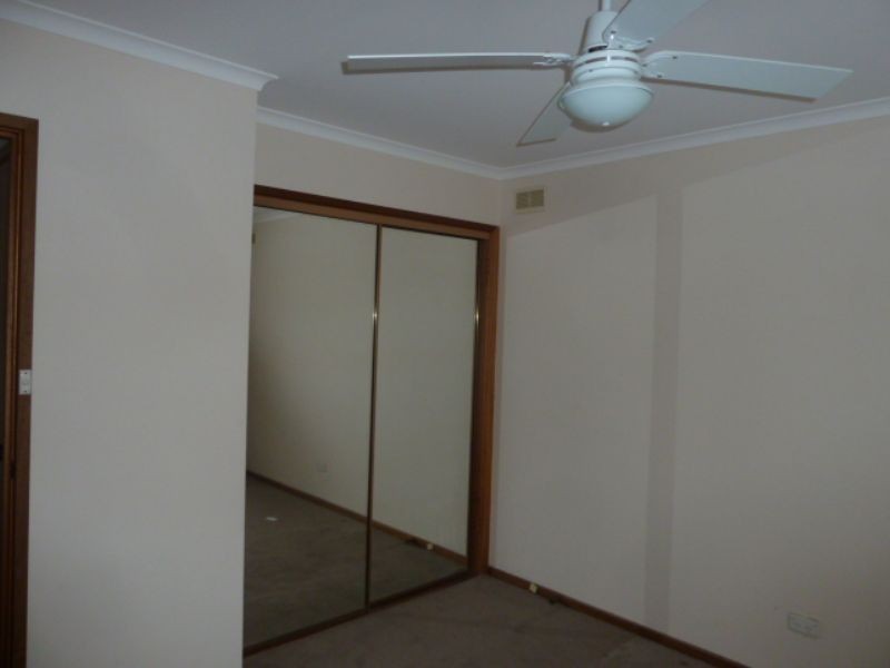 3/32 Mitchells Road, Moe VIC 3825