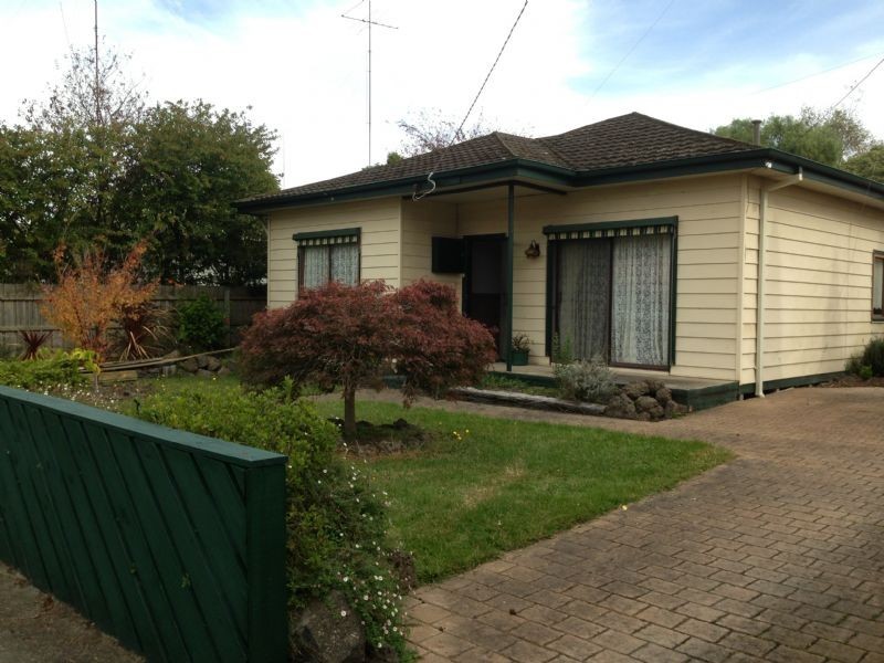 14 Eden Street, Moe VIC 3825