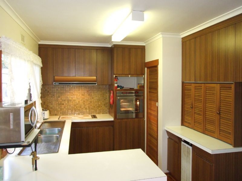 33 Smallburn Avenue, Newborough VIC 3825