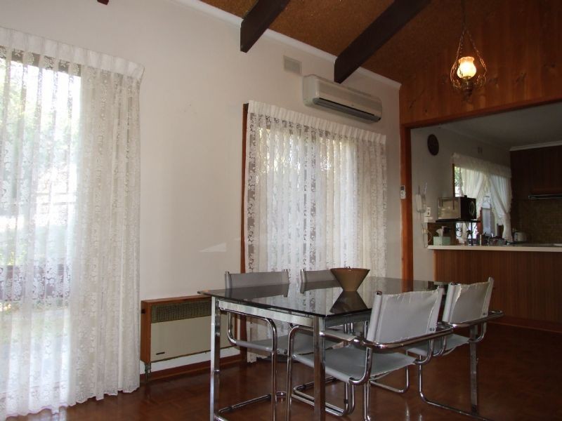 33 Smallburn Avenue, Newborough VIC 3825