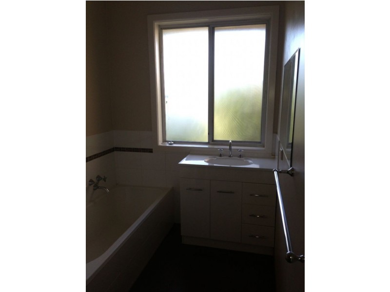 2 Tyres Street, Newborough VIC 3825