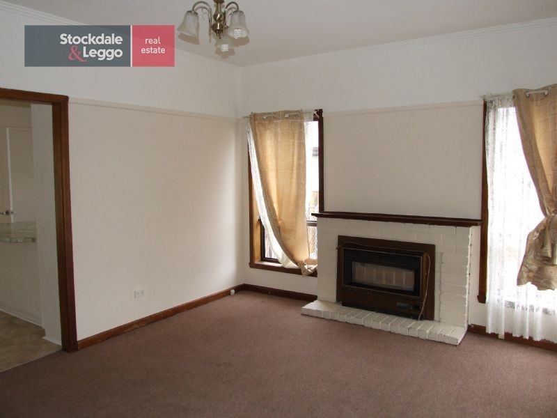 8 Worth Cresent, Moe VIC 3825