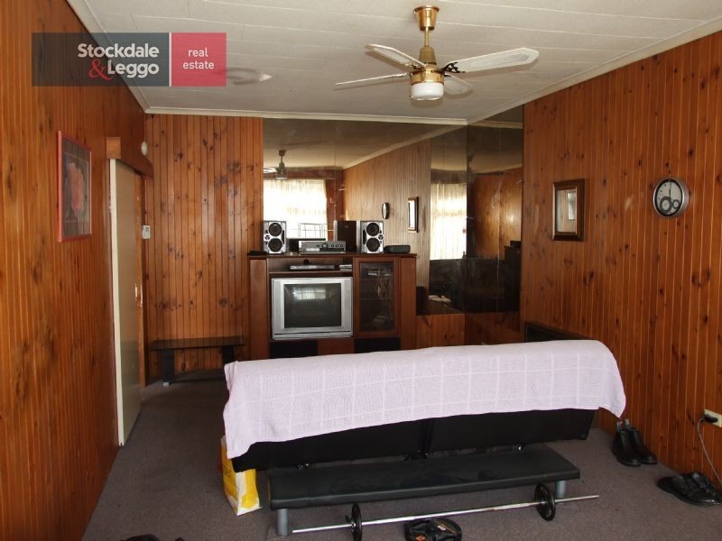 13 Service Road, Moe VIC 3825