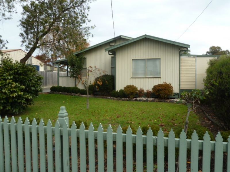 15 Newstead Street, Newborough VIC 3825