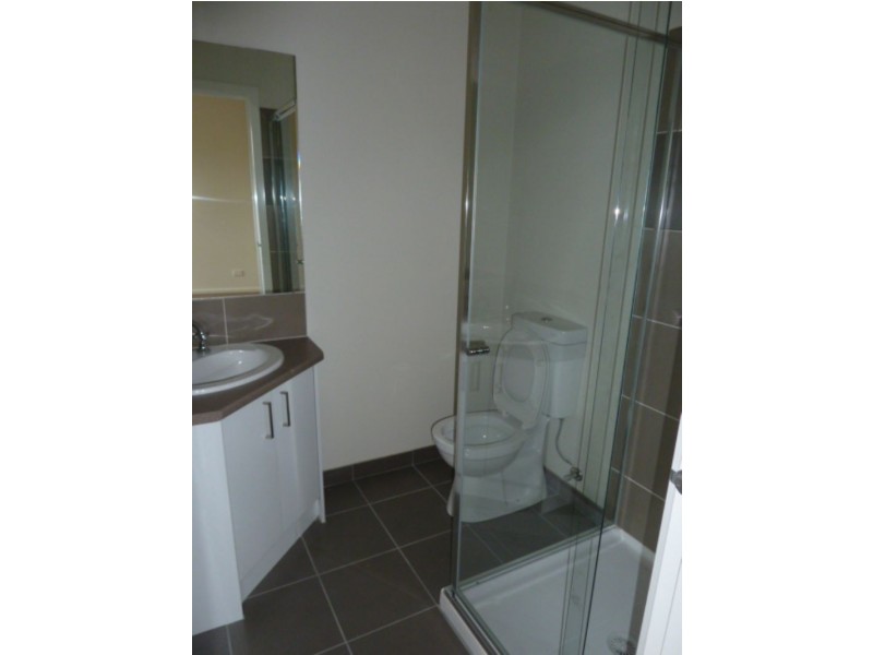 2/41 Vale Street, Moe VIC 3825