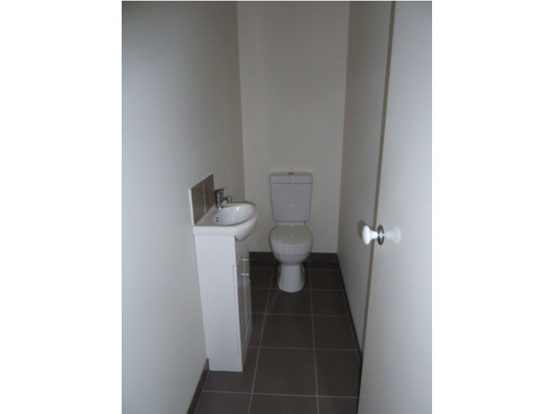 2/41 Vale Street, Moe VIC 3825