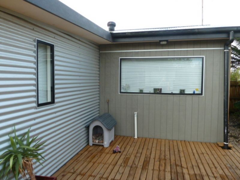 11 Mirboo Street, Newborough VIC 3825