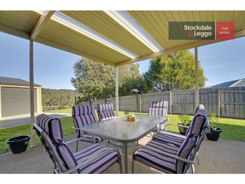 24 Comans Way, Moe VIC 3825