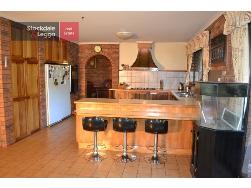 318 Old Coach Road, Moondarra VIC 3825