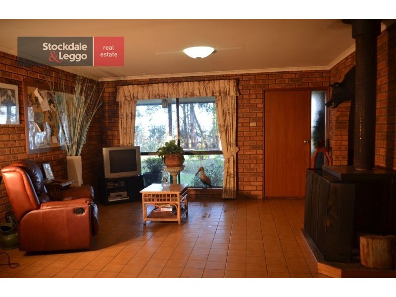318 Old Coach Road, Moondarra VIC 3825