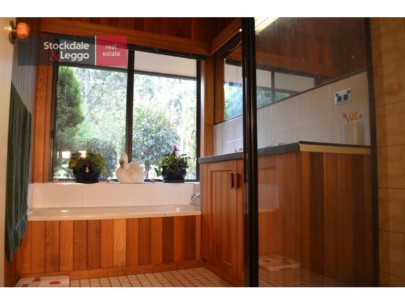318 Old Coach Road, Moondarra VIC 3825