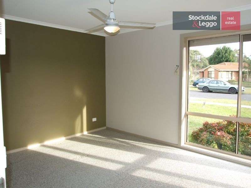 9 Shelton Street, Newborough VIC 3825