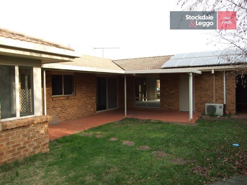 9 Shelton Street, Newborough VIC 3825