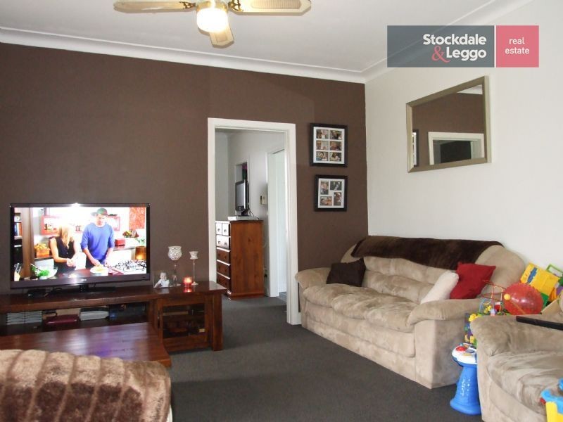 6 Chamberlain Road, Newborough VIC 3825