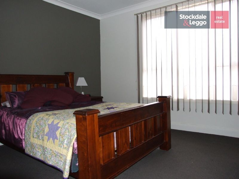 6 Chamberlain Road, Newborough VIC 3825