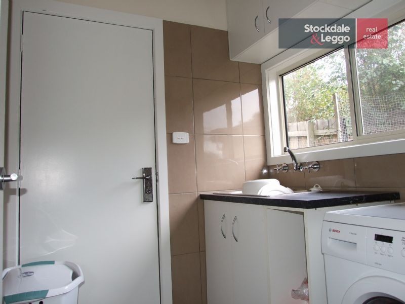 6 Chamberlain Road, Newborough VIC 3825