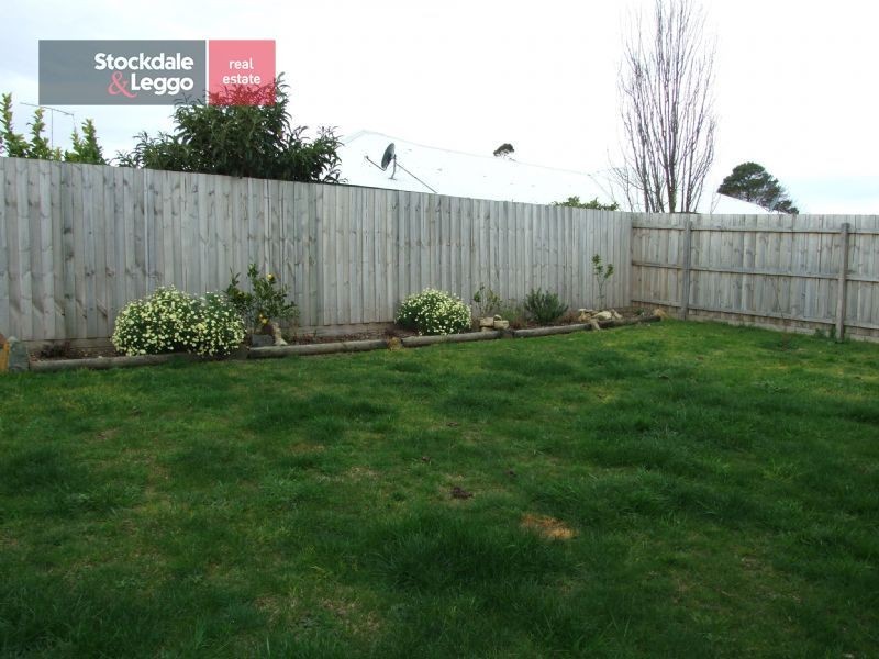 39 Sweetwater Place, Moe VIC 3825