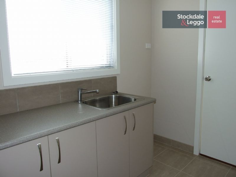 4/23-25 Central Ave, Newborough VIC 3825