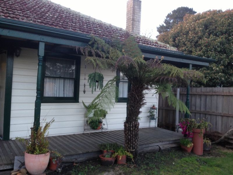 18 Gladstone Street, Moe VIC 3825